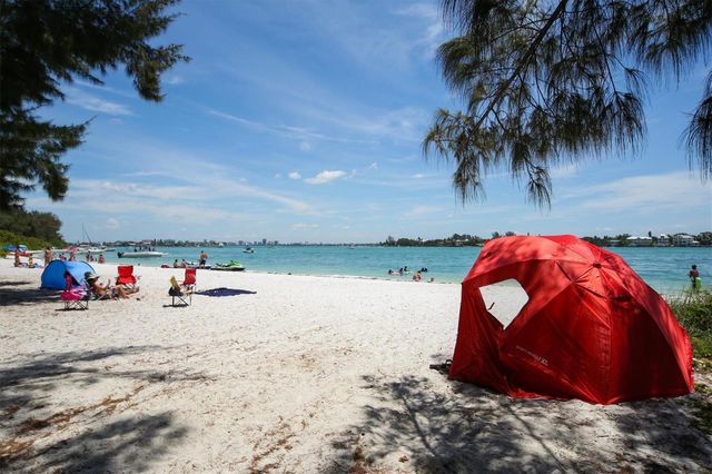 500 S WASHINGTON DRIVE 25B, Sarasota, FL 34236