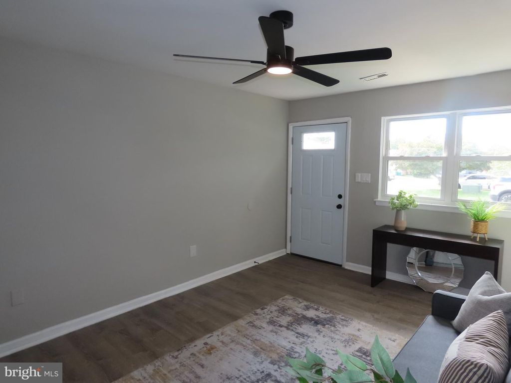 115 E BEAVER CT, Bear, DE 19701 — photo 3