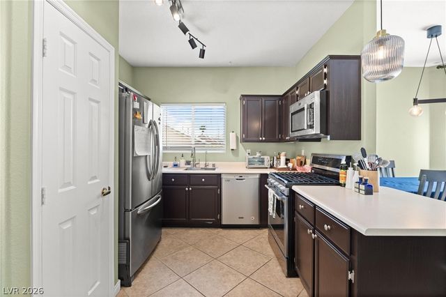 3238 Mystic Ridge Court, Las Vegas, NV 89129