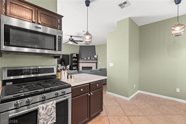 3238 Mystic Ridge Court, Las Vegas, NV 89129