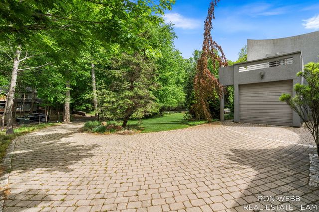 1234 Shorecrest Drive, Ganges Twp, MI 49090