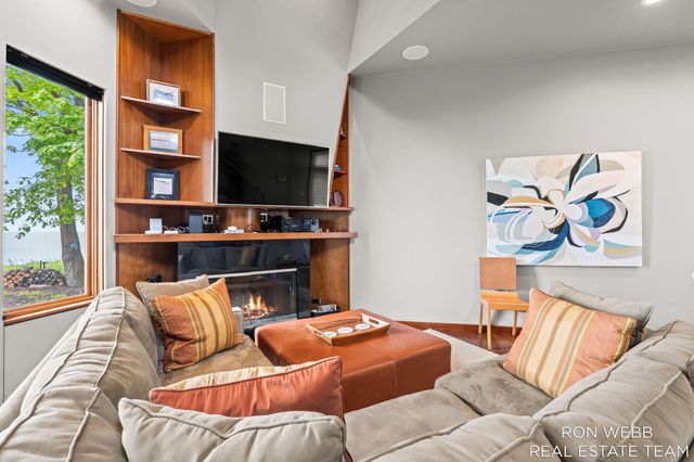 1234 Shorecrest Drive, Ganges Twp, MI 49090