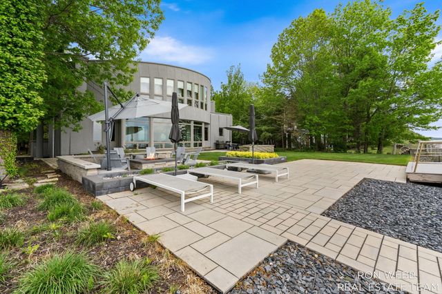 1234 Shorecrest Drive, Ganges Twp, MI 49090