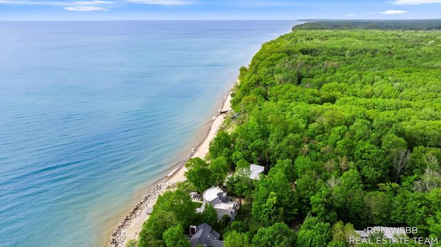 1234 Shorecrest Drive, Ganges Twp, MI 49090