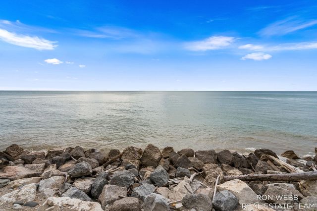 1234 Shorecrest Drive, Ganges Twp, MI 49090