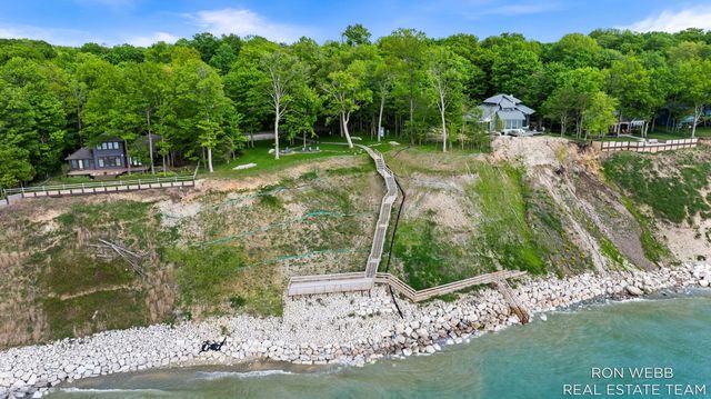 1234 Shorecrest Drive, Ganges Twp, MI 49090