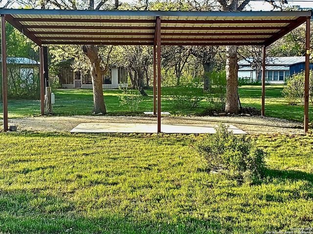 224 rocky top, Medina, TX 78055