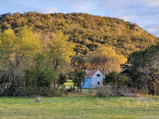 224 rocky top, Medina, TX 78055