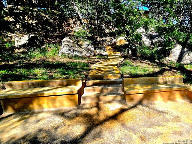 224 rocky top, Medina, TX 78055