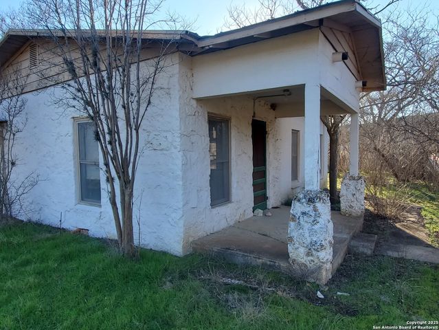 224 rocky top, Medina, TX 78055