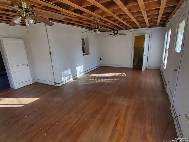 224 rocky top, Medina, TX 78055