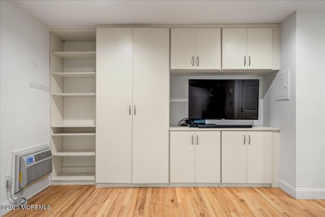 201 2nd Avenue 4B, Belmar, NJ 07719