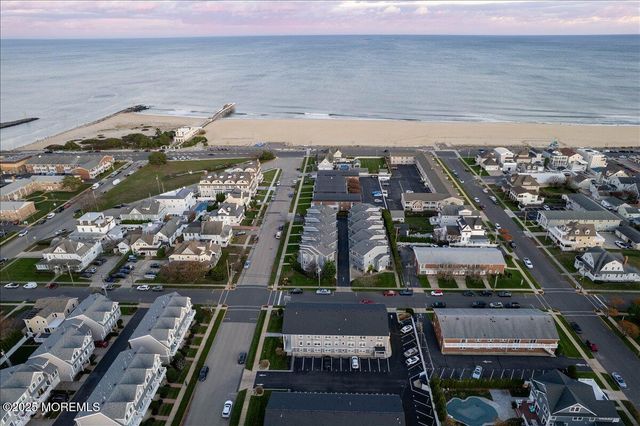 201 2nd Avenue 4B, Belmar, NJ 07719