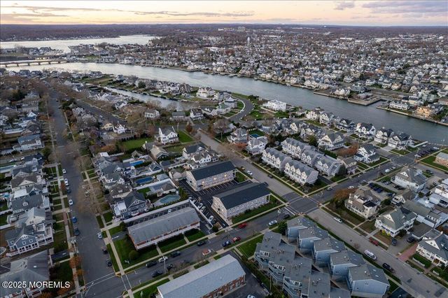 201 2nd Avenue 4B, Belmar, NJ 07719