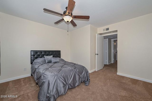 202 E Betty Elyse Lane, Phoenix, AZ 85022