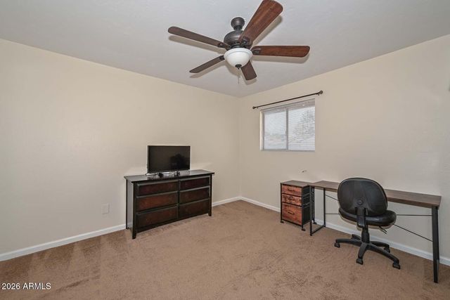 202 E Betty Elyse Lane, Phoenix, AZ 85022