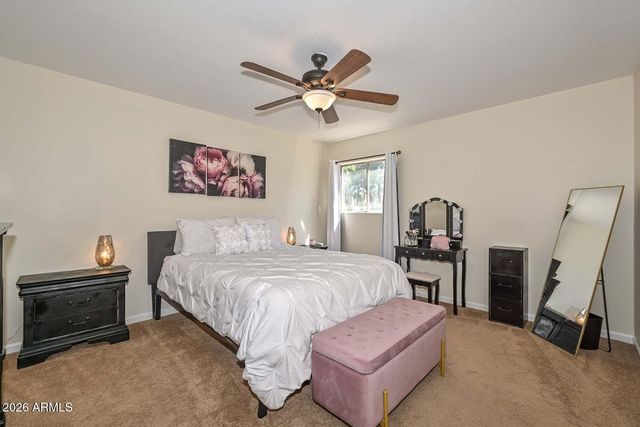 202 E Betty Elyse Lane, Phoenix, AZ 85022