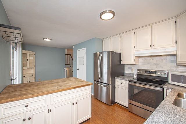 210 Evergreen Drive, Springboro, OH 45066