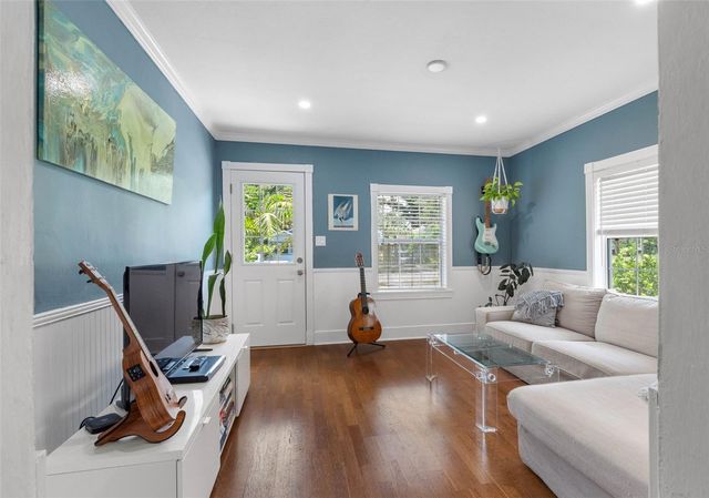 2222 QUINCY STREET S, St Petersburg, FL 33711