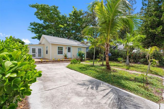 2222 QUINCY STREET S, St Petersburg, FL 33711