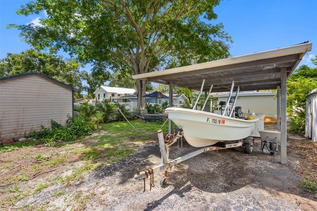 2222 QUINCY STREET S, St Petersburg, FL 33711