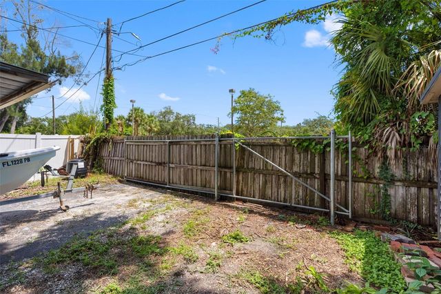 2222 QUINCY STREET S, St Petersburg, FL 33711