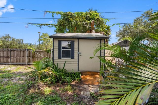 2222 QUINCY STREET S, St Petersburg, FL 33711