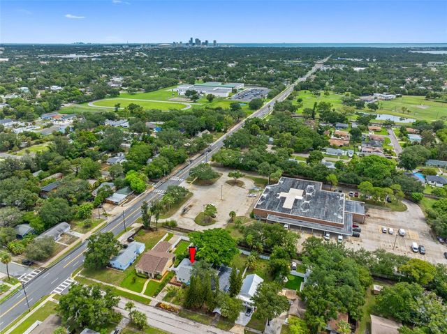 2222 QUINCY STREET S, St Petersburg, FL 33711