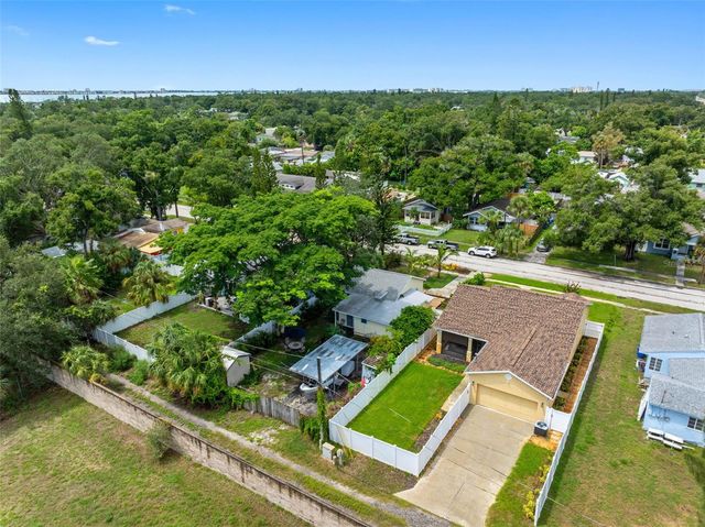 2222 QUINCY STREET S, St Petersburg, FL 33711