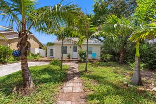 2222 QUINCY STREET S, St Petersburg, FL 33711
