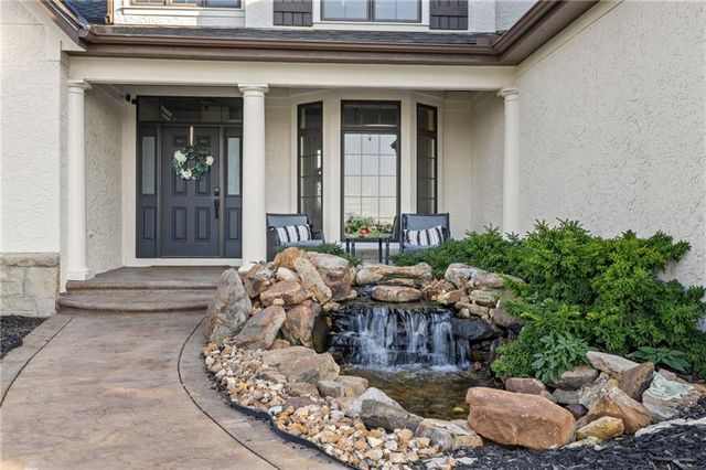 18101 Sunset Drive, Olathe, KS 66062