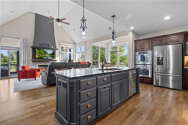 18101 Sunset Drive, Olathe, KS 66062