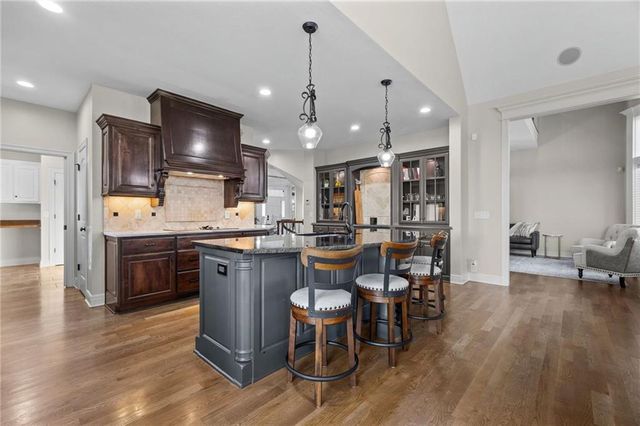 18101 Sunset Drive, Olathe, KS 66062