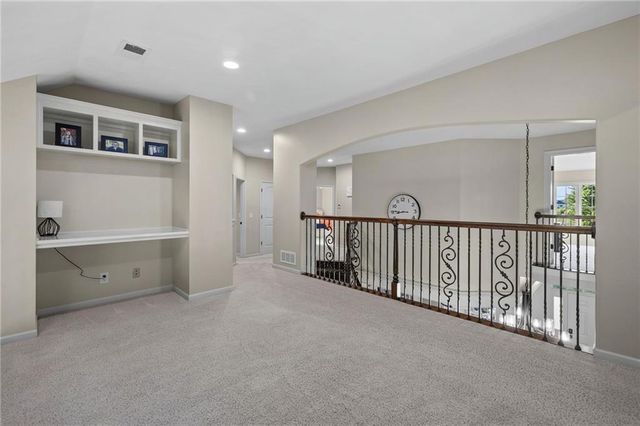 18101 Sunset Drive, Olathe, KS 66062