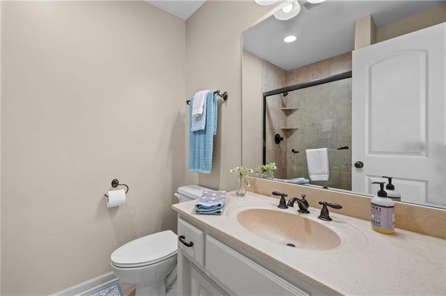 18101 Sunset Drive, Olathe, KS 66062