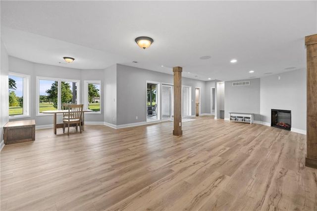 18101 Sunset Drive, Olathe, KS 66062