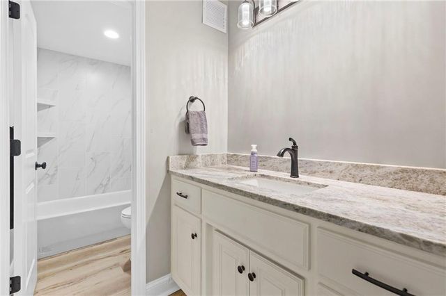 18101 Sunset Drive, Olathe, KS 66062