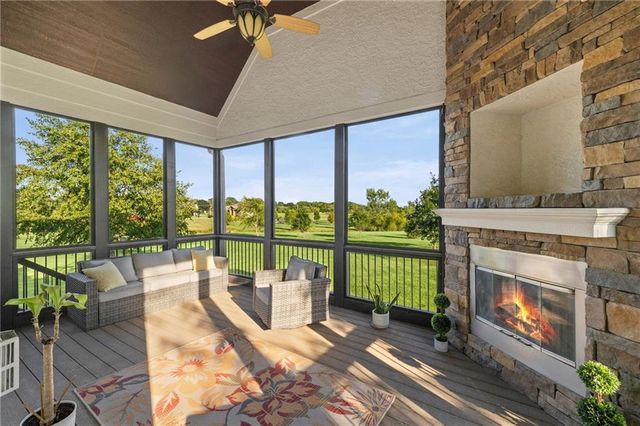 18101 Sunset Drive, Olathe, KS 66062