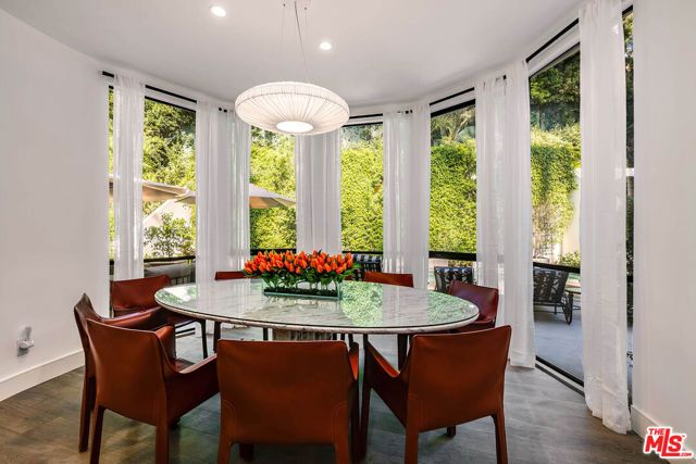 1114 Sutton Way, Beverly Hills, CA 90210