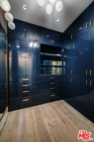 1114 Sutton Way, Beverly Hills, CA 90210