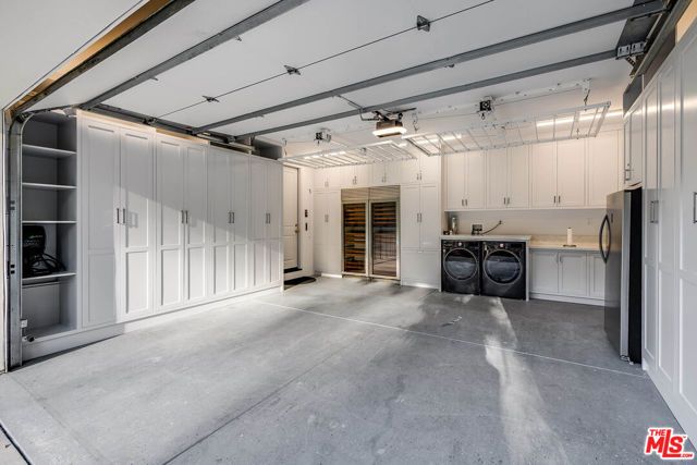 1114 Sutton Way, Beverly Hills, CA 90210