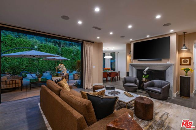 1114 Sutton Way, Beverly Hills, CA 90210