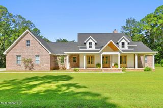 19255 Eli Dudley Road, Moss Point, MS 39562