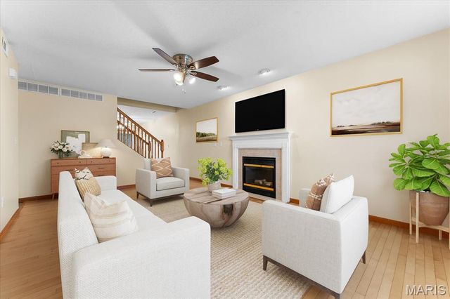 1005 Cool Valley Drive B, Belleville, IL 62220