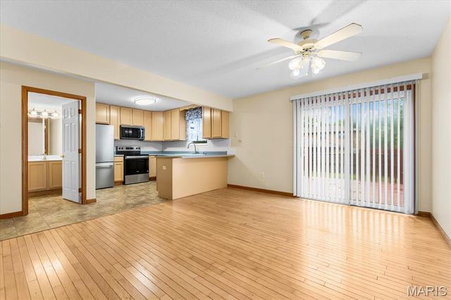 1005 Cool Valley Drive B, Belleville, IL 62220