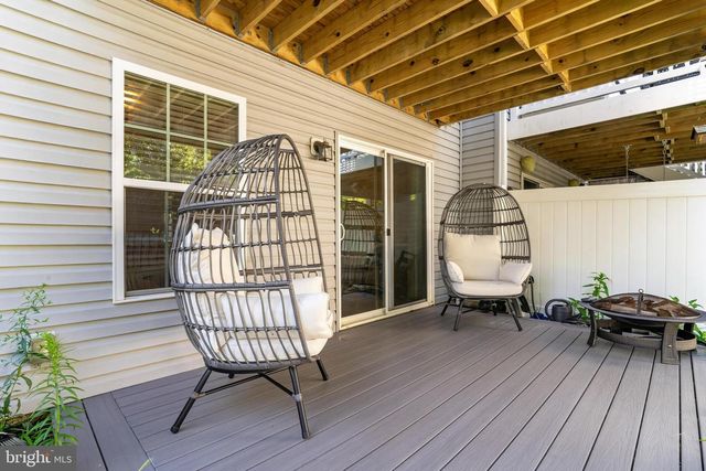 833 BLOSSOM DR, Hanover, PA 17331