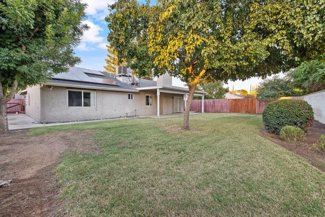 1482 Betty Street, Exeter, CA 93221
