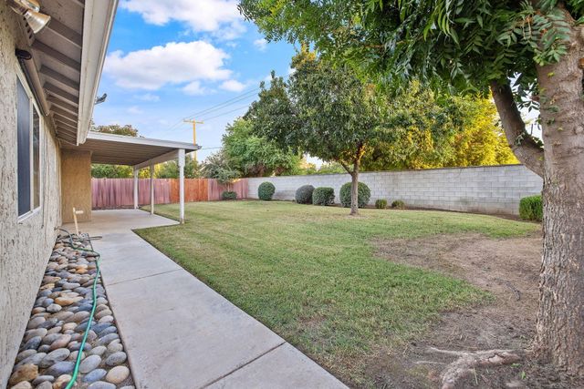 1482 Betty Street, Exeter, CA 93221