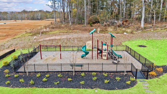 714 Cozy Bluff Road, Spartanburg, SC 29301