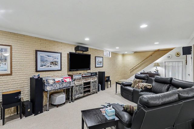 58353 Holtom Road, Lockport Twp, MI 49093